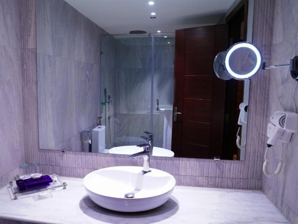 Indigo Heights Hotel & Suites image 44